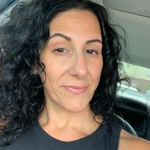 Meet your Posher, Jen